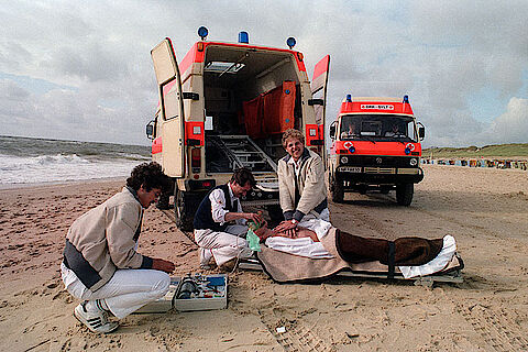 Ein Einsatz der Wasserwacht am Strand von Sylt