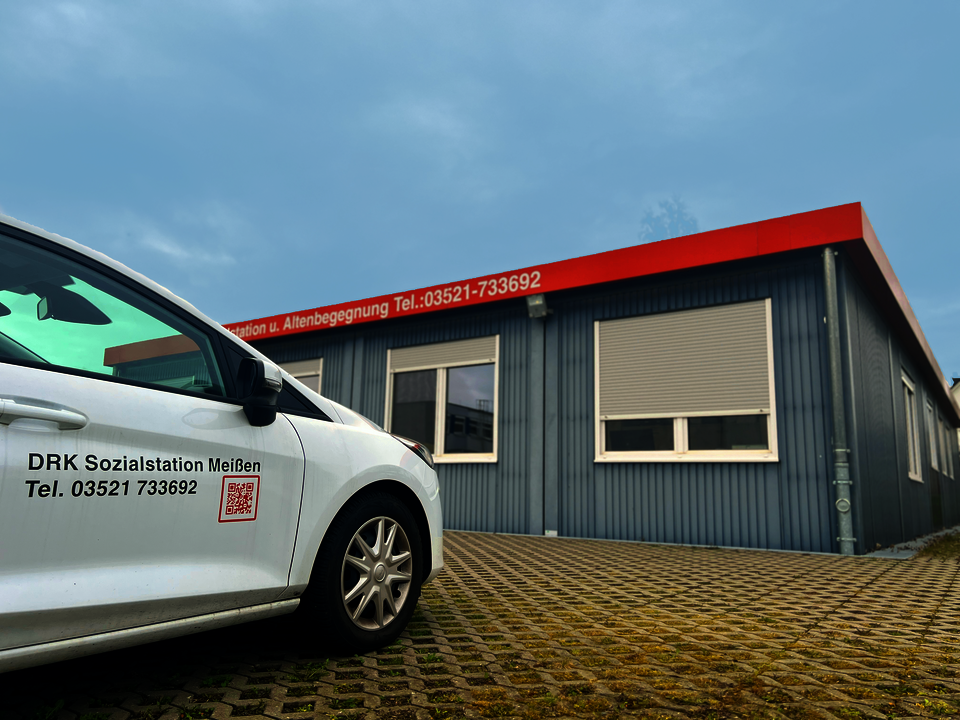 Sozialstation in Meißen mit Dienstauto