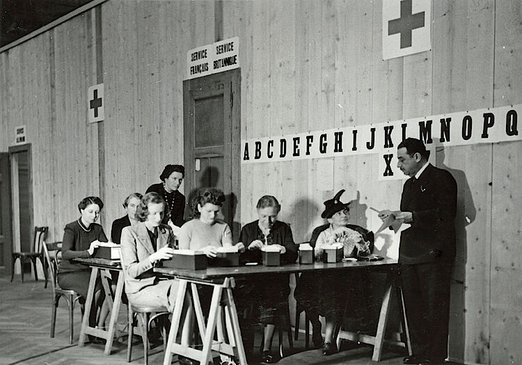 Die zentrale Kriegsgefangenen-Agentur des IKRK im Genfer Musée Rath (IKRK)