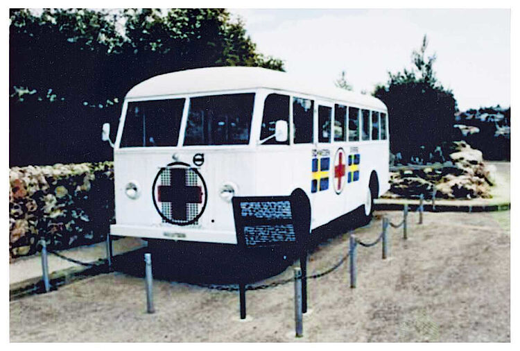 Der "weiße Bus" in der Gedenkstätte Yad Vashem in Jerusalem. Foto aus dem Rotkreuz-Museum Luckenwalde 